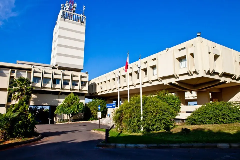 ESIB Faculty of Sciences